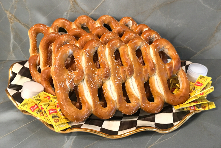 The Deluxe 20-Pack Philly Soft Pretzels Gift Box